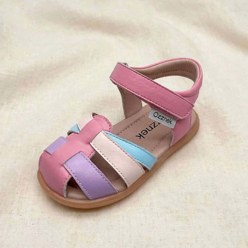 Barefoot Sandals – Comfortable Closed-Toe Sandals for Kids | Taffy