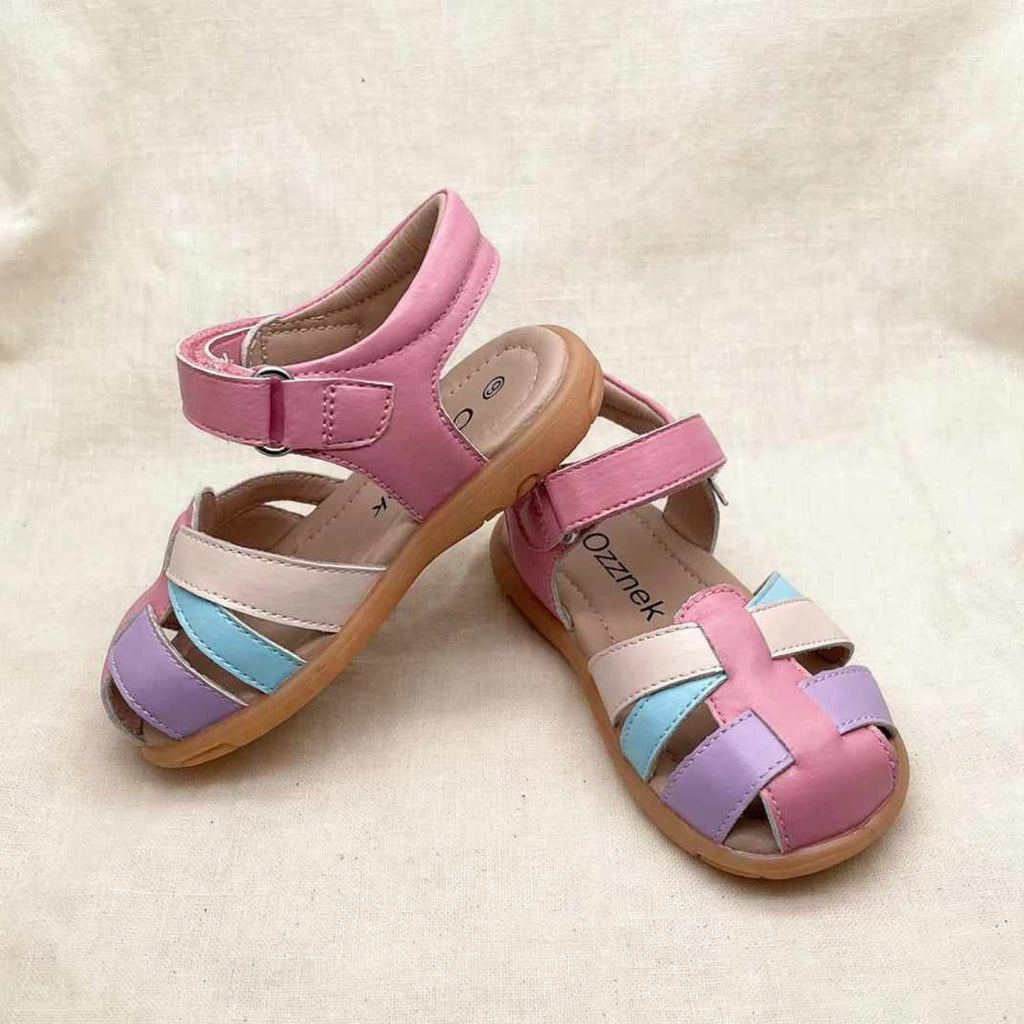 Barefoot Sandals – Comfortable Closed-Toe Sandals for Kids | Taffy